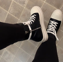 Load image into Gallery viewer, Owen Seak Women Canvas Shoes Luxury Trainers Platform Boots Lace Up Sneakers Casual Height Increasing Zip High-TOP Black Shoes
